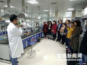 40名市民代表深入農(nóng)產(chǎn)品生產(chǎn)一線,為寶雞 舌尖上的安全 打分